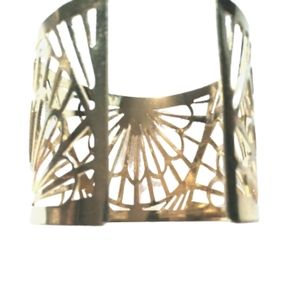 Dazzling Tiara bracelet.